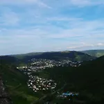 Burg Arras 3*