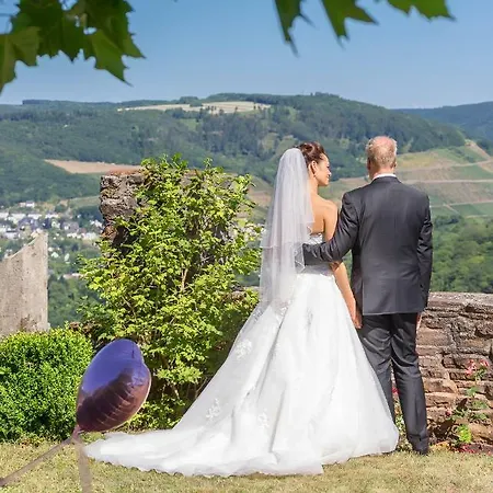 Burg Arras Hotel Alf