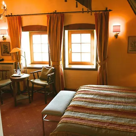 Burg Arras Hotel 3*