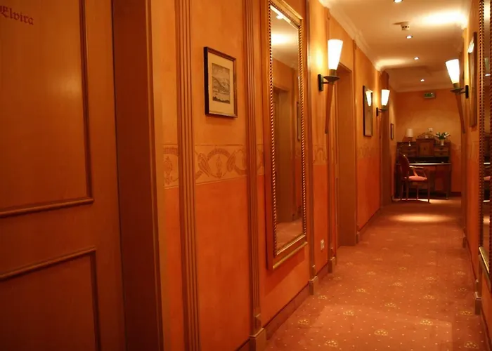 伯格阿拉斯酒店 酒店