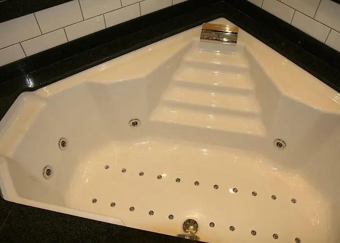 伯格阿拉斯酒店 3* 阿尔夫