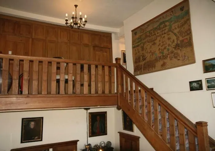 伯格阿拉斯酒店 3*